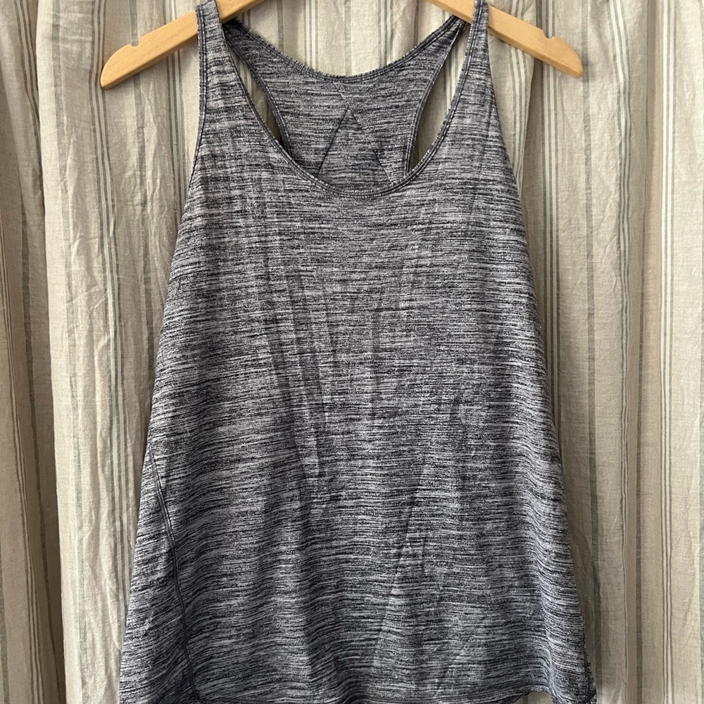 Lululemon Athletica Heathered Gray Tank Top